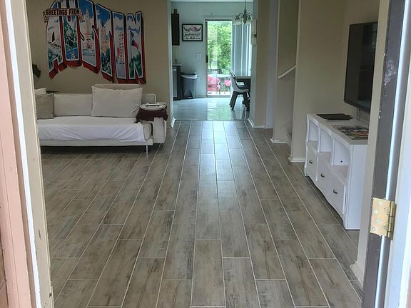 2nd image of 5708 Apple Orchard Ln