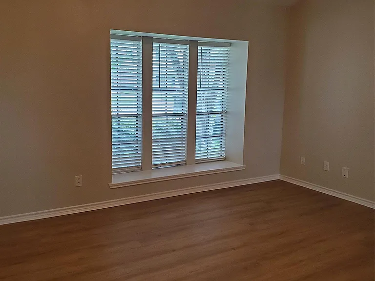 2514 Windswept Dr — Photo 21