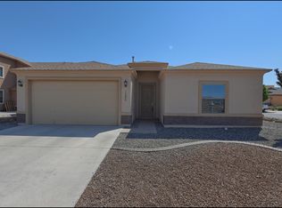 11500 Robert Lennox Dr, El Paso, TX 79934