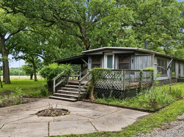 14261 E 425th Rd, Claremore, OK 74017