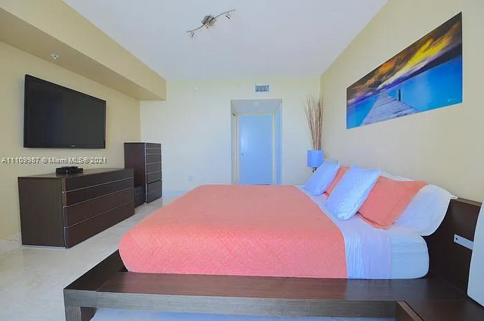 16699 Collins Ave #1509 — Photo 12