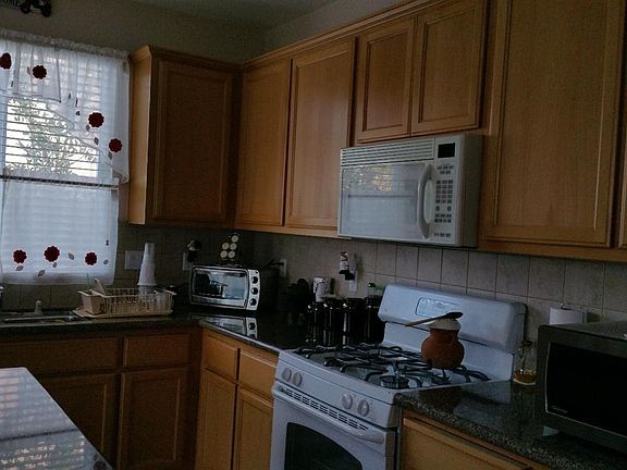 5th image of 3722 W Elkhorn Avenue SW