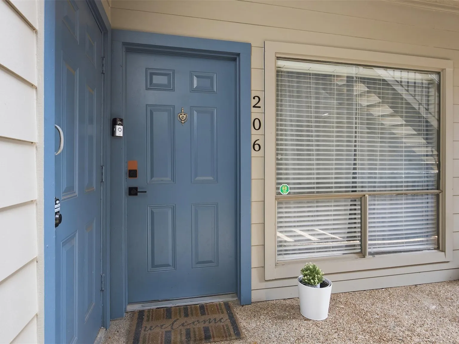 1 bed, 1.0 bath, 634 sqft, $1,500 — Photo 3