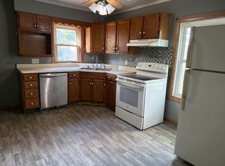 2200 S 12th St, Springfield, IL 62703