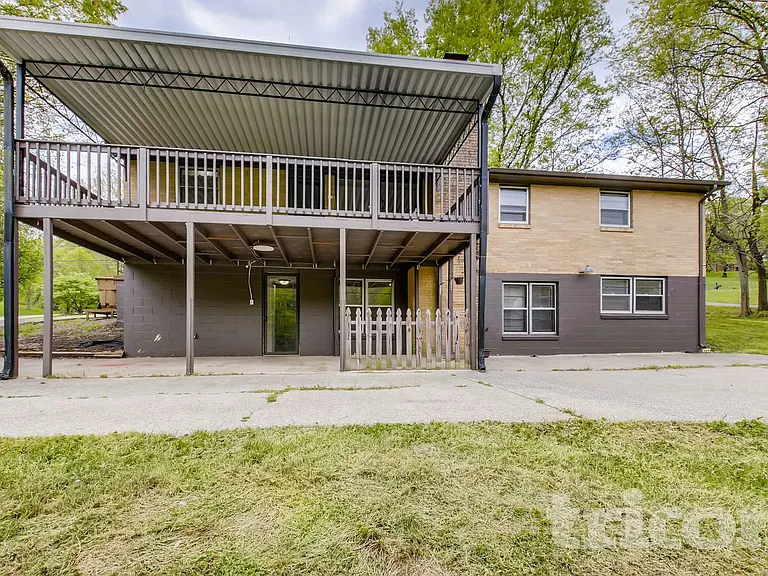 217 Shevel Dr — Photo 16