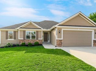 11705 N Windsor Ave, Kansas City, MO 64157