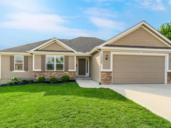 11705 N Windsor Ave, Kansas City, MO 64157