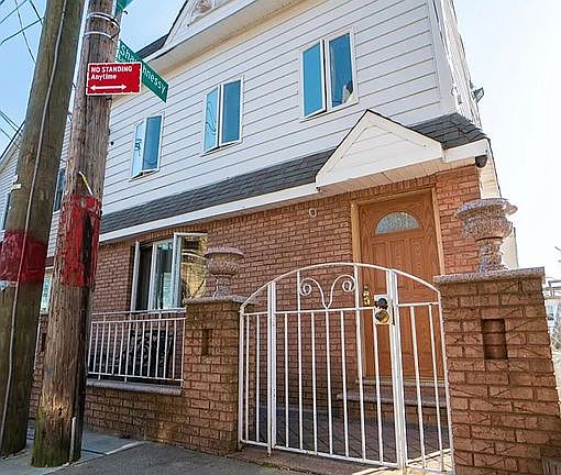 4th image of 40 White Plains Ave