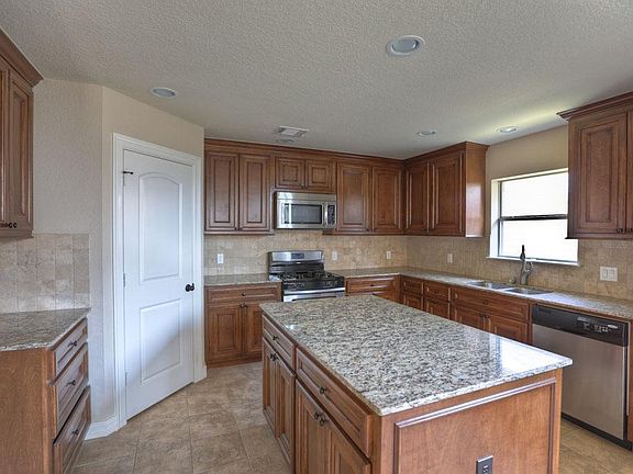3rd image of 10212 Wood Fern Ct