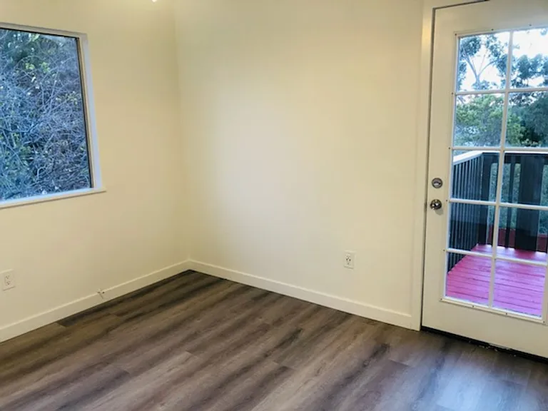 Landis Apartments — Photo 9