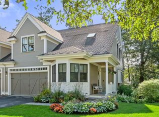 12 White Oaks Ln #12, Reading, MA 01867