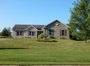 2448 Bobwhite Dr, Muscatine, IA 52761