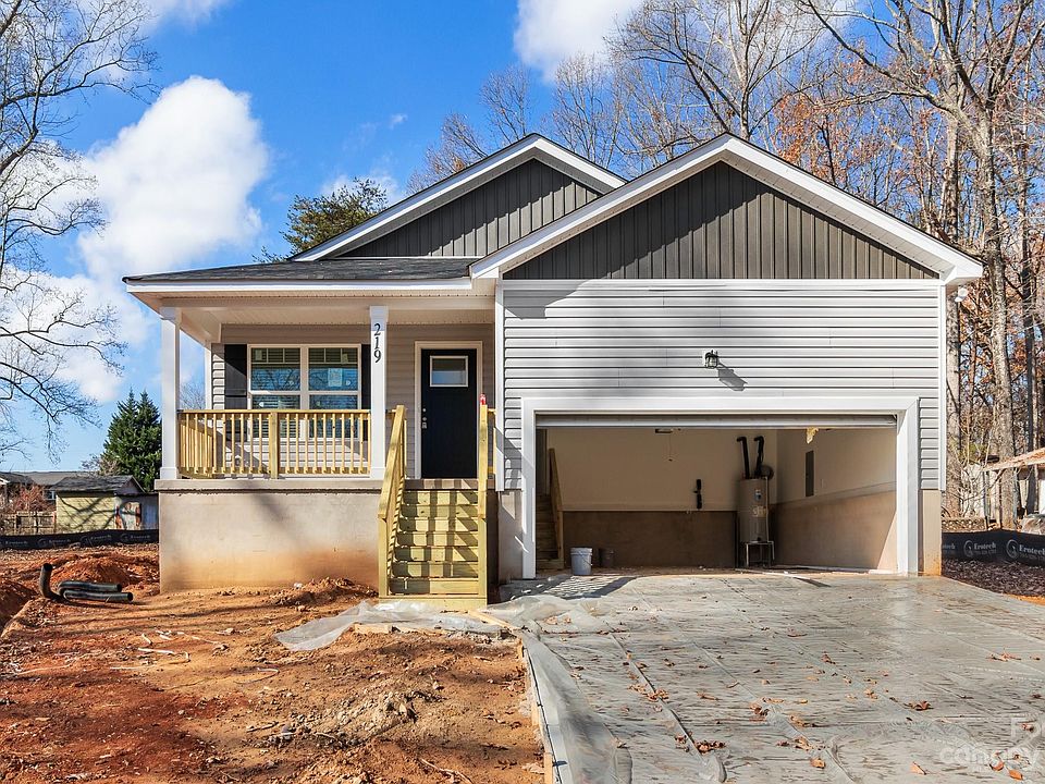 1st image of 219 Sunray Dr