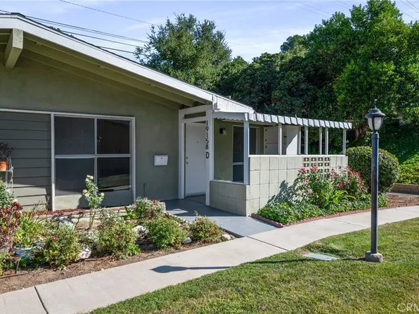 19158 Avenue Of The Oaks Unit D, Newhall, CA 91321