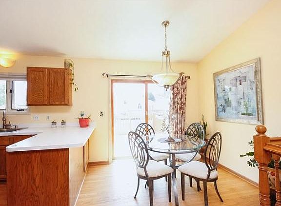 4th image of 4307 Hadley Cir N