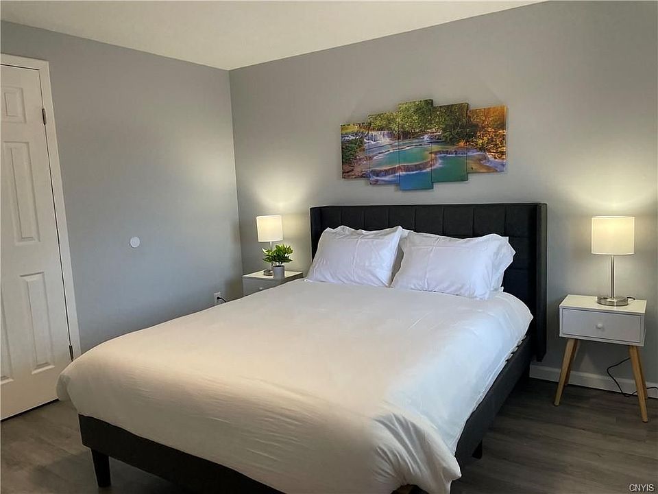 1st image of 510 Hawley Ave