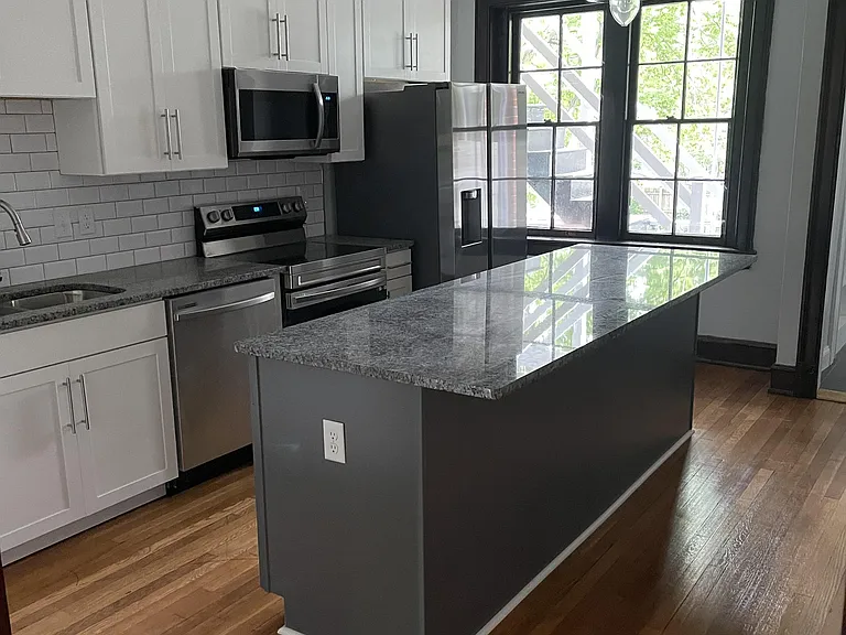 3406 Park Ave #3 — Photo 3
