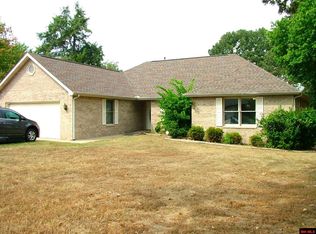 611 Hickory Hollow Dr, Mountain Home, AR 72653