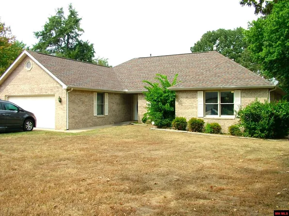 611 Hickory Hollow Dr, Mountain Home, AR 72653