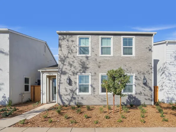 3779 Wooden Way, Madera, CA 93636