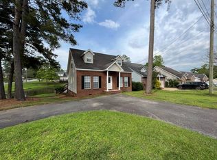 17 Crescent Cv, Thomasville, GA 31757
