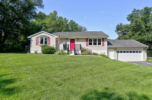 1735 Maple Ave Photo 1