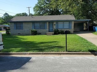 1001 Jones St, Henderson, TX 75654