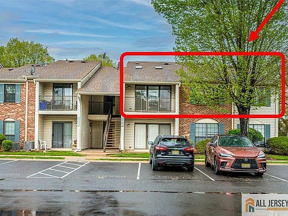 2nd image of 64 Taylor Dr #3212