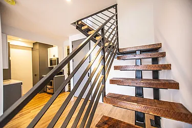 Rented by Venn NY Inc