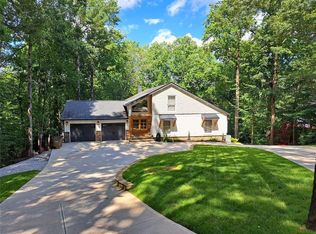 3960 Oak Harbour Dr, Gainesville, GA 30506