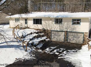 360 W Blaine St, Iola, WI 54945