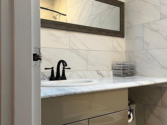 4th image of 10219 Avenue N Floor 2