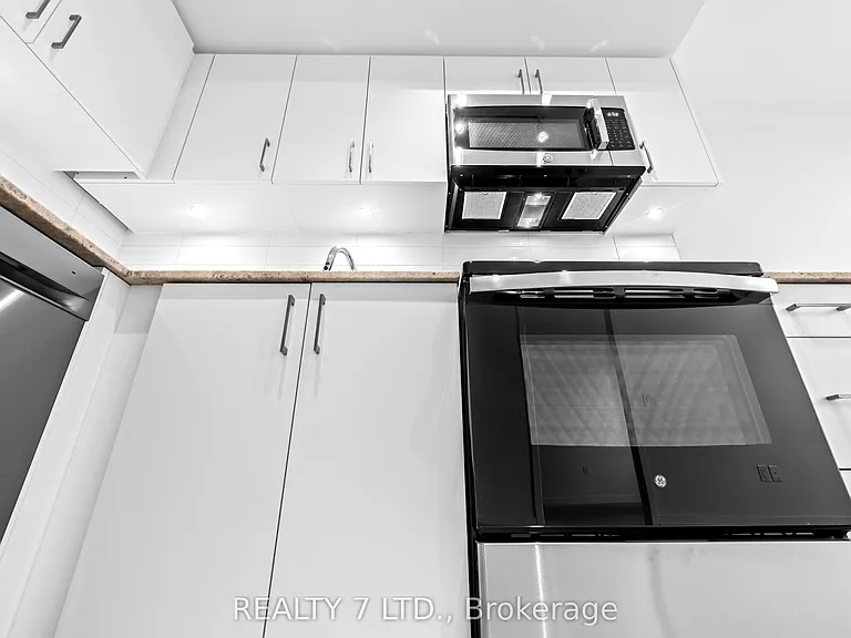 4010 Eglinton Ave W #708 — Photo 15