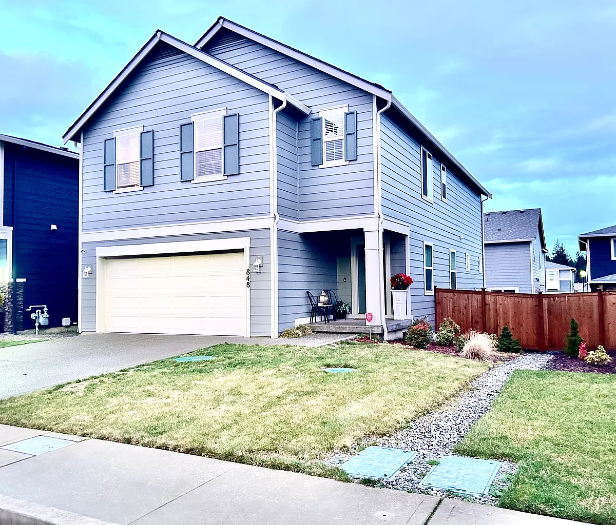 Building Photo - 848 Vine Maple St SE