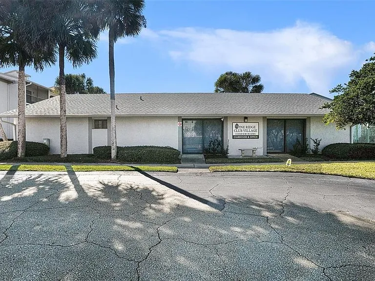 1512 S Pine Ridge Cir — Photo 15