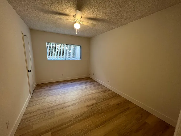 1907 Carnegie Ln #2 — Photo 6