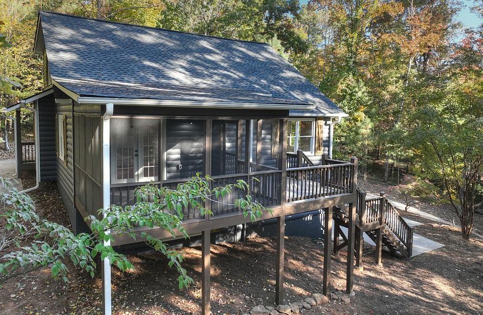 1st image of 589 Myna Dr