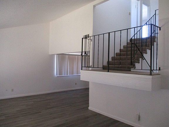 2nd image of 2618 Stanfield Dr