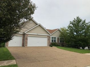 228 Huntsdale Dr, Wentzville, MO 63385