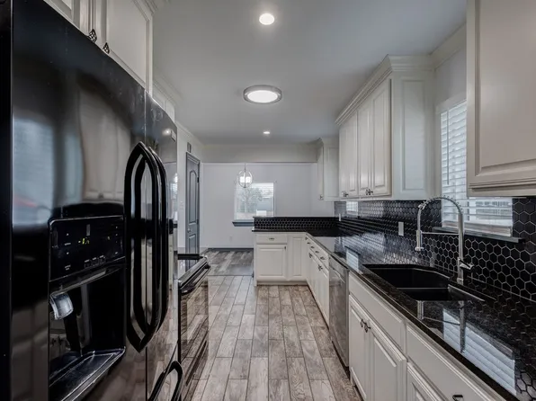2540 Prichard Ln, Dallas, TX 75227