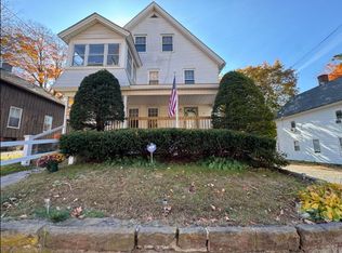 33 Somers Rd #33, East Longmeadow, MA 01028