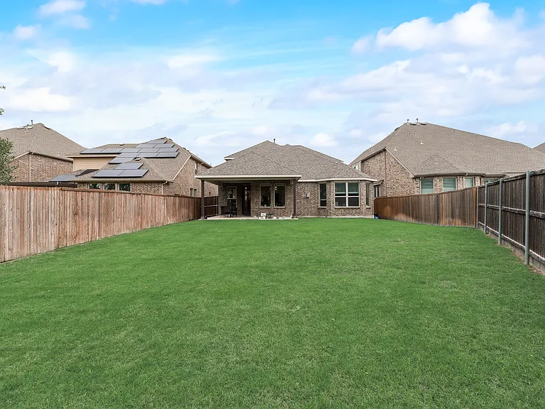 5805 Fuder Dr — Photo 18