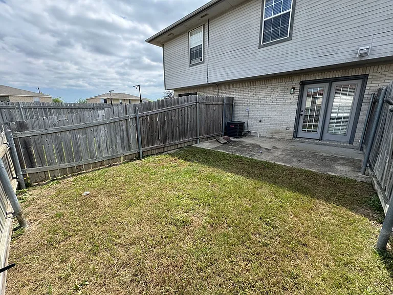1607 Dugger Circle — Photo 22