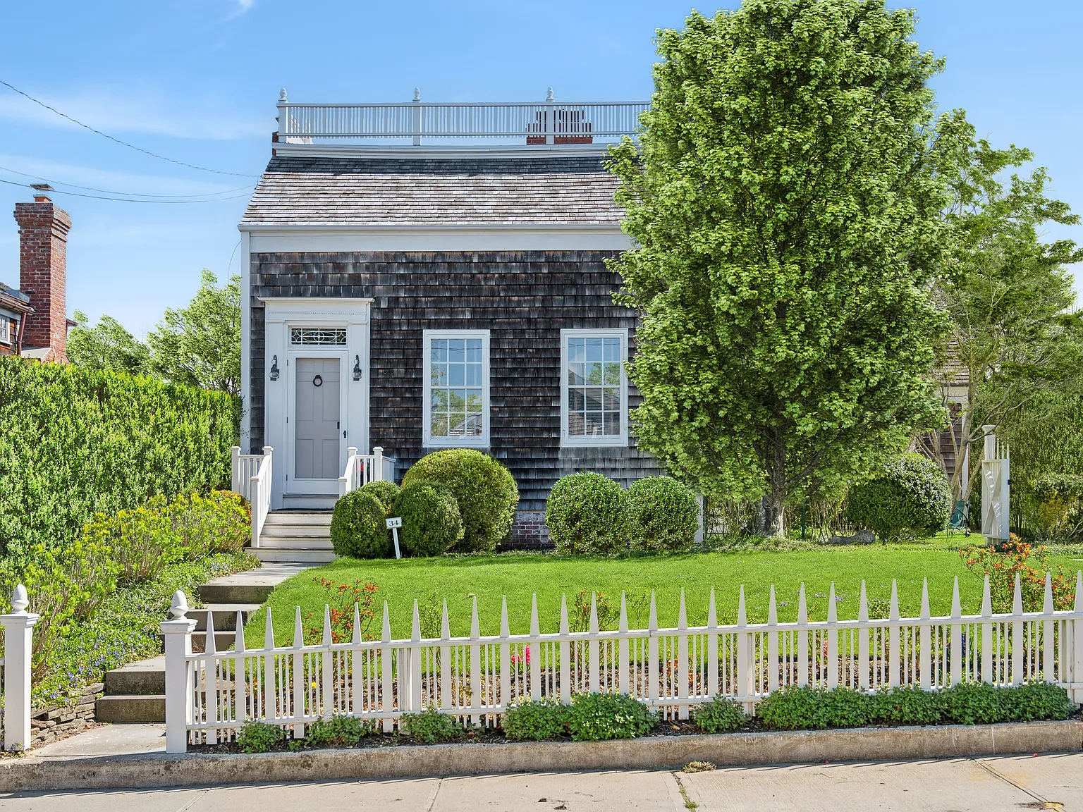 Charming 18th-Century Village Retreat | Summer Rental — Photo 3