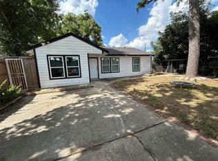 5305 Southlea St, Houston, TX 77033