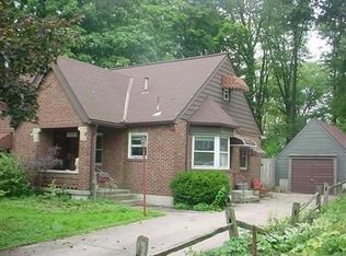 2939 Robin Rd, Dayton, OH 45409