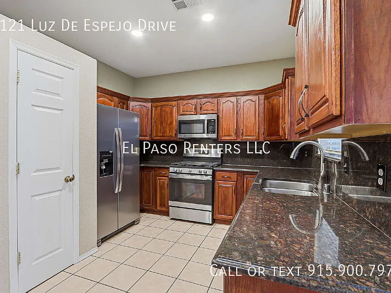 7121 Luz De Espejo Dr — Photo 9