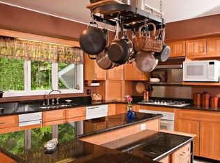 19 Maple Path, Fishkill, NY 12524