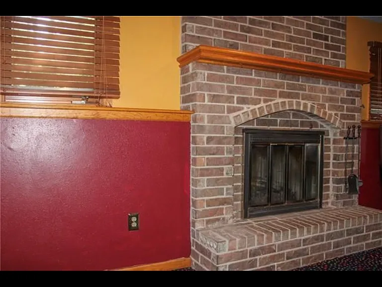 307 S Park Dr — Photo 9