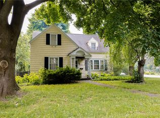 2781 Elmwood Ave, Rochester, NY 14618